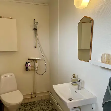 Cozy House Near 度假居